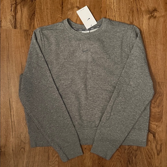 NWT Nike One Dri-FIT Crewneck Sweatshirt - Picture 3 of 9